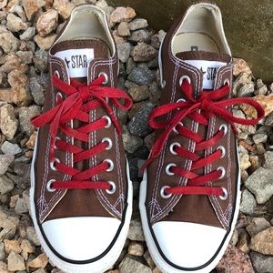 🙈Converse Brown Sneakers🙉